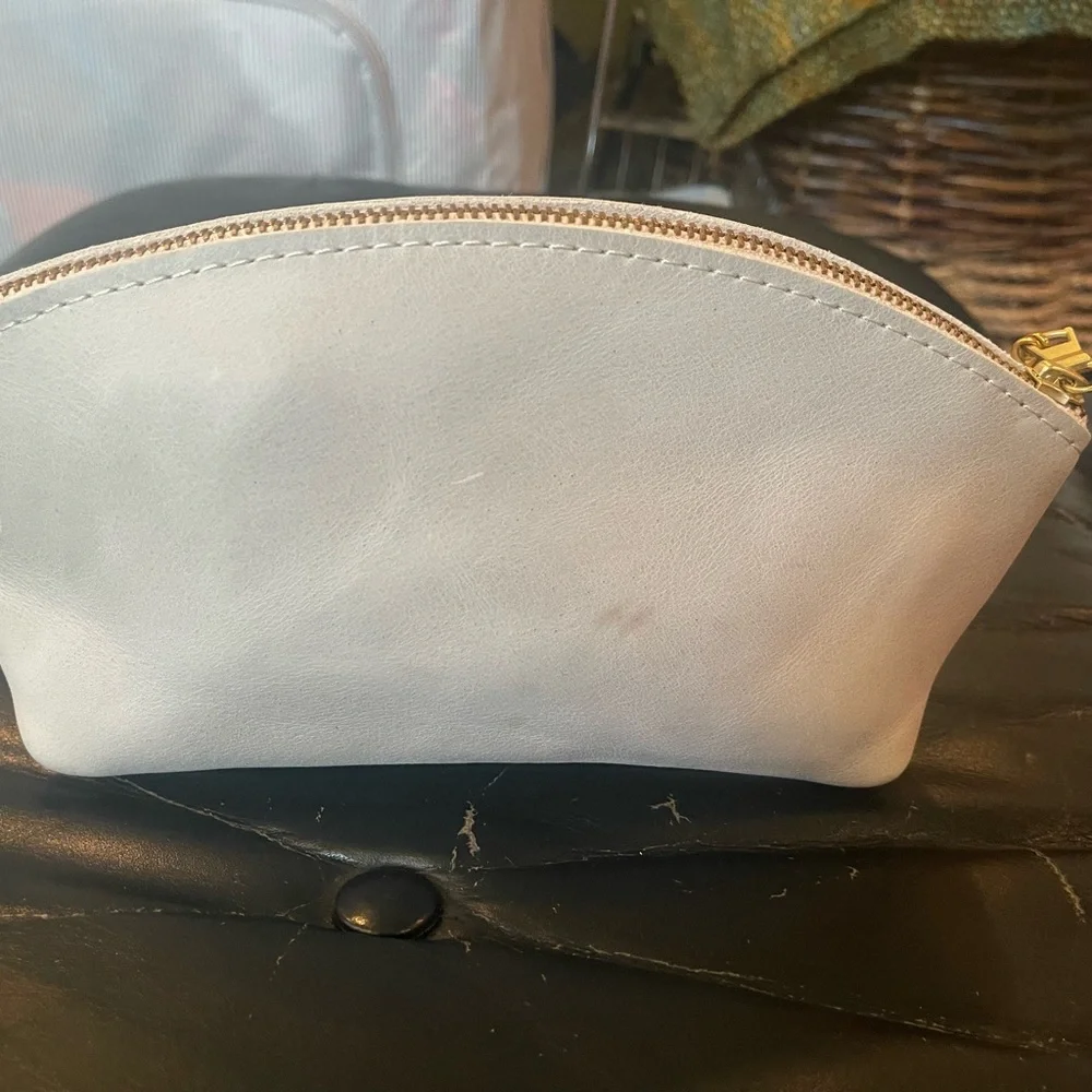 Portland Leather Makeup Organizer - Rare Unicorn 🦄 colorway Beluga